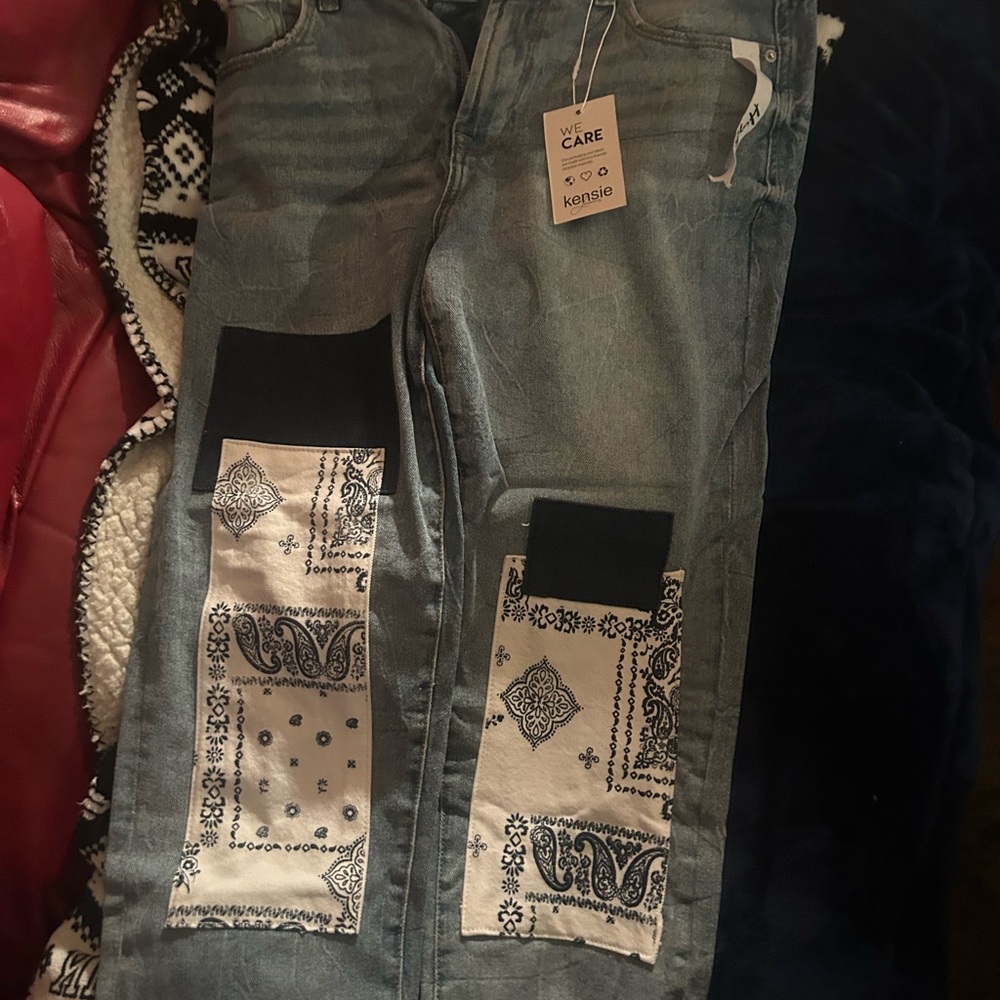Brand new size 6/28 the slim kensie